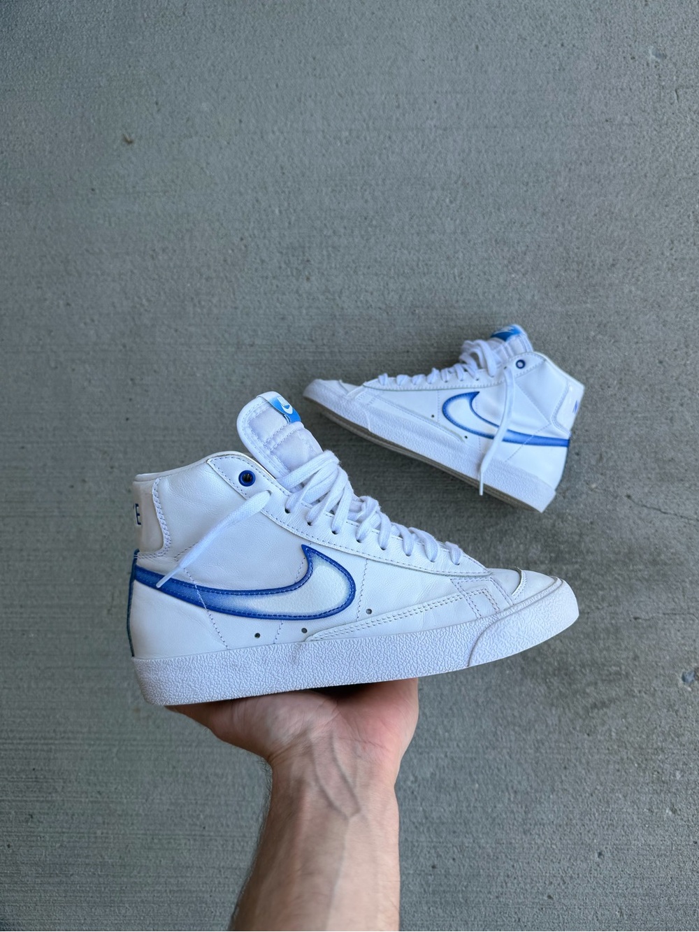 Nike Blazer Mid ‘77 Airbrush Royal Gradient DD9685-100 Blue White Women’s Size 7